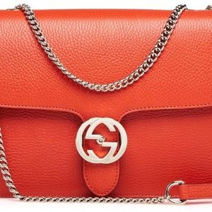 Gucci interlocking GG medium calfskin bag